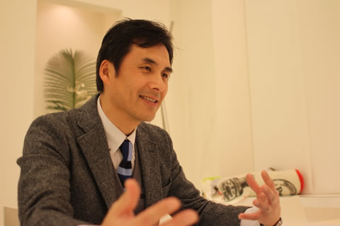 代表取締役　阪本 兼行